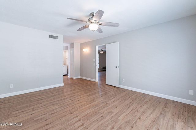 110 W Seldon Lane, Phoenix, AZ 85021