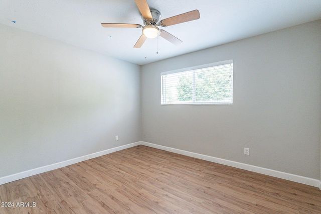 110 W Seldon Lane, Phoenix, AZ 85021