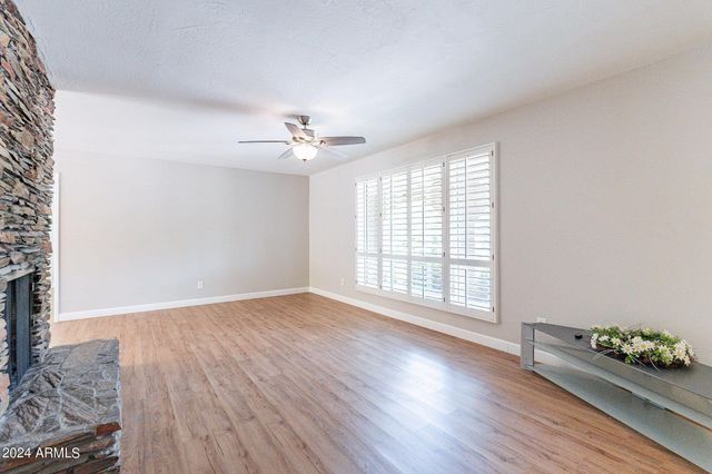 110 W Seldon Lane, Phoenix, AZ 85021