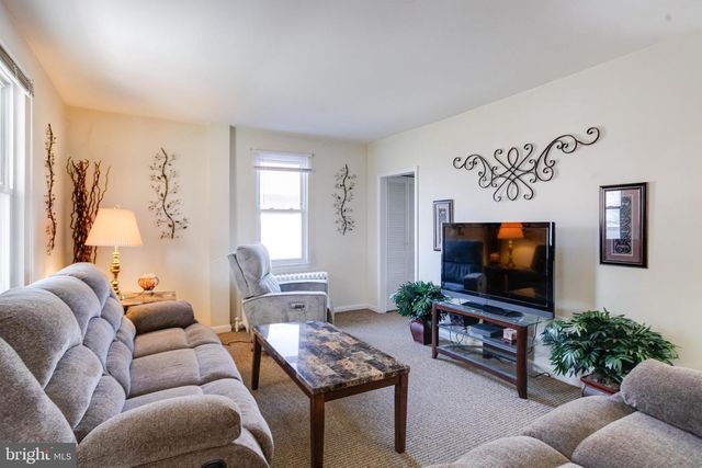 6612 KENWOOD AVE, Baltimore, MD 21237