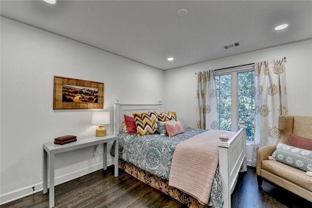 1789 Riverside Road, Roswell, GA 30076