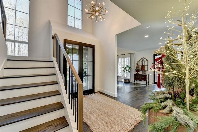 1789 Riverside Road, Roswell, GA 30076