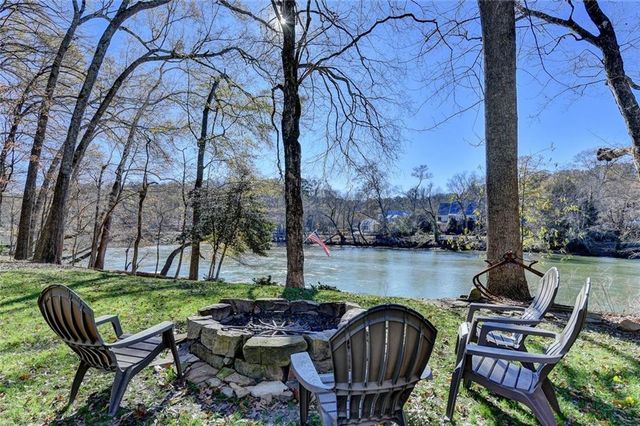 1789 Riverside Road, Roswell, GA 30076