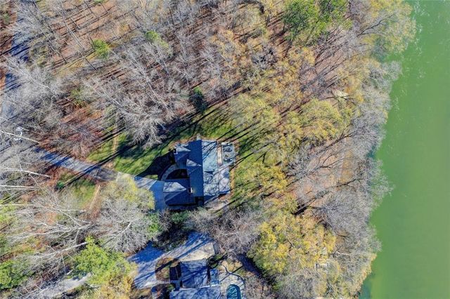 1789 Riverside Road, Roswell, GA 30076