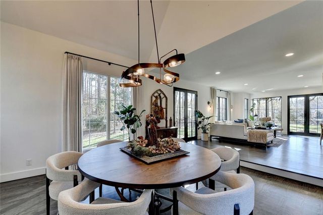 1789 Riverside Road, Roswell, GA 30076