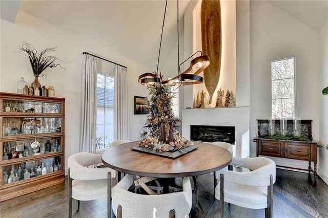 1789 Riverside Road, Roswell, GA 30076