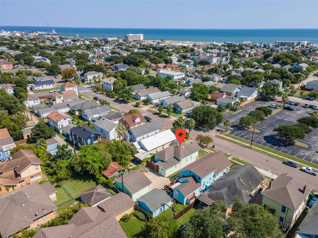 3802 Avenue Q Avenue, Galveston, TX 77550