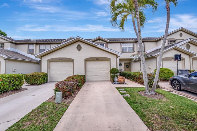 6306 Crescent Lake Way, Greenacres, FL 33463
