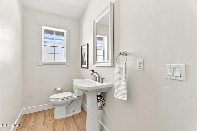804 E MYRTLE Avenue, Phoenix, AZ 85020