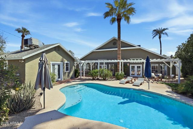 804 E MYRTLE Avenue, Phoenix, AZ 85020
