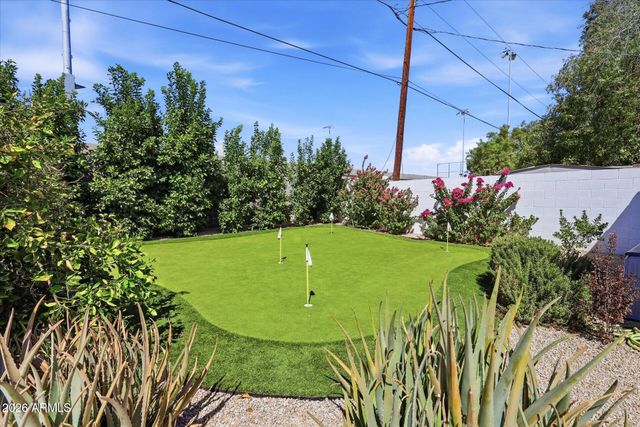 804 E MYRTLE Avenue, Phoenix, AZ 85020