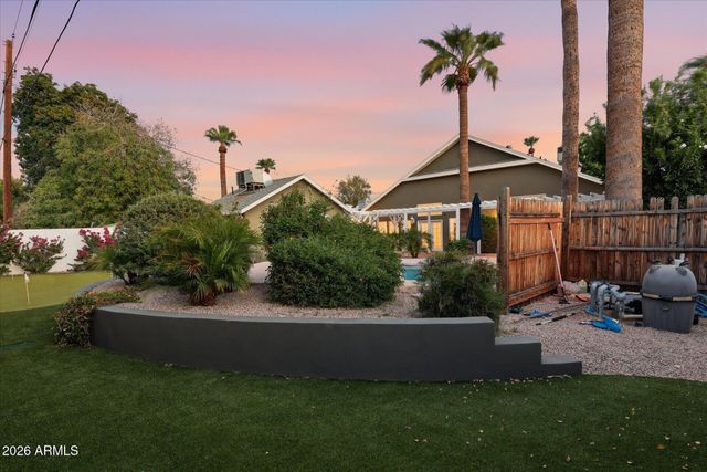 804 E MYRTLE Avenue, Phoenix, AZ 85020