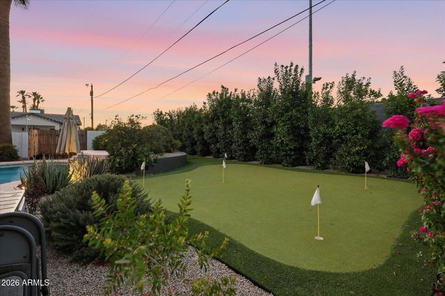804 E MYRTLE Avenue, Phoenix, AZ 85020