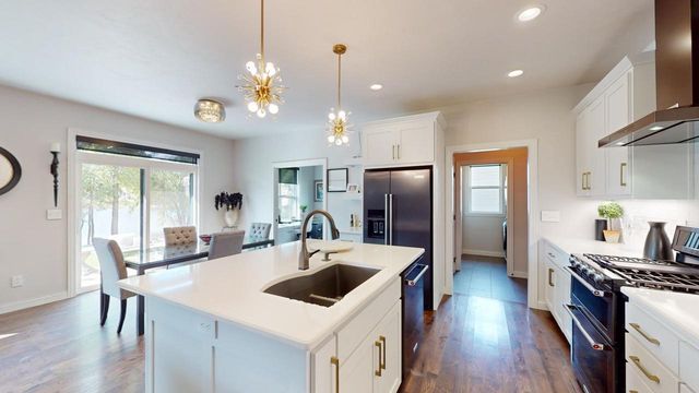 5039 N MILKWEED TRAIL, Appleton, WI 54913