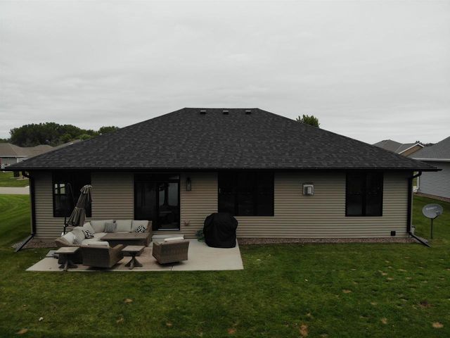 5039 N MILKWEED TRAIL, Appleton, WI 54913
