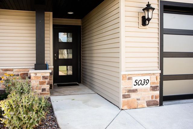 5039 N MILKWEED TRAIL, Appleton, WI 54913