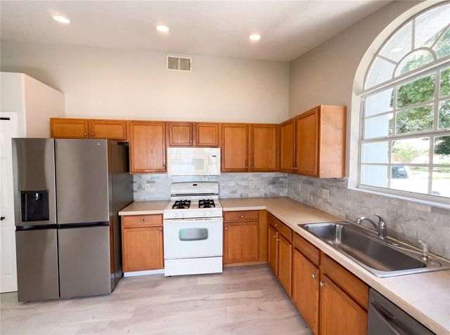 3028 SAMOSA HILL CIRCLE, Clermont, FL 34714