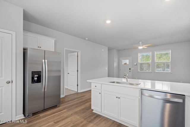 300 N Atlantic Avenue, Wilmington, NC 28411