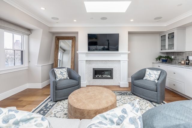 196 West Brookline Street 2, Boston, MA 02118