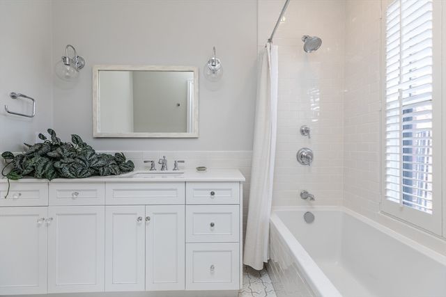 196 West Brookline Street 2, Boston, MA 02118