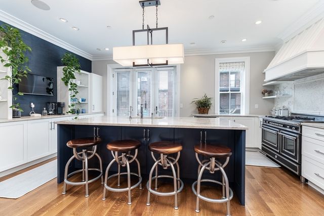 196 West Brookline Street 2, Boston, MA 02118