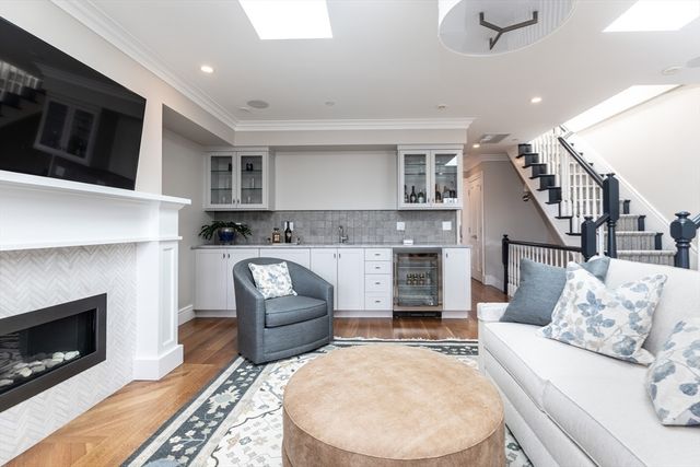 196 West Brookline Street 2, Boston, MA 02118