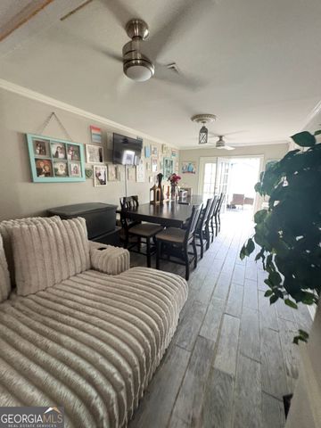 280 Winding River Road E E, Atlanta, GA 30350