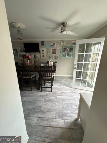 280 Winding River Road E E, Atlanta, GA 30350