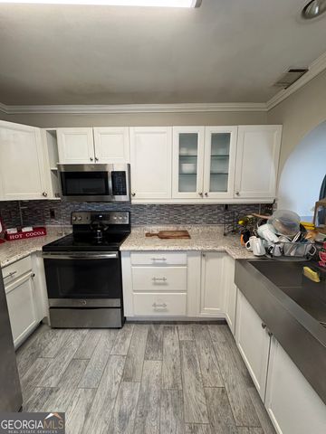 280 Winding River Road E E, Atlanta, GA 30350