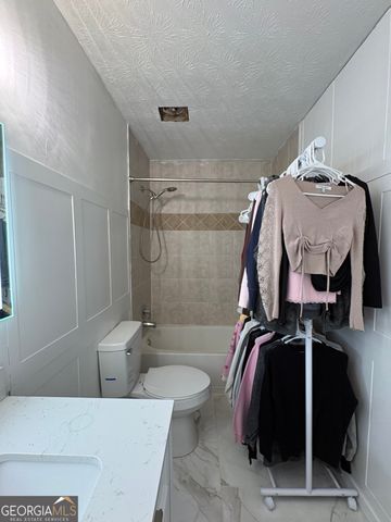 280 Winding River Road E E, Atlanta, GA 30350