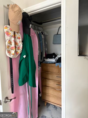 280 Winding River Road E E, Atlanta, GA 30350