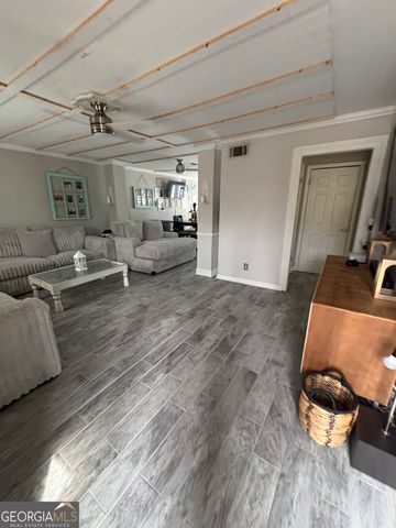 280 Winding River Road E E, Atlanta, GA 30350