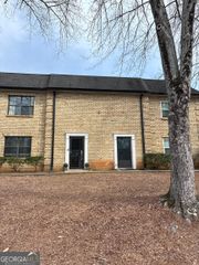 280 Winding River Road E E, Atlanta, GA 30350