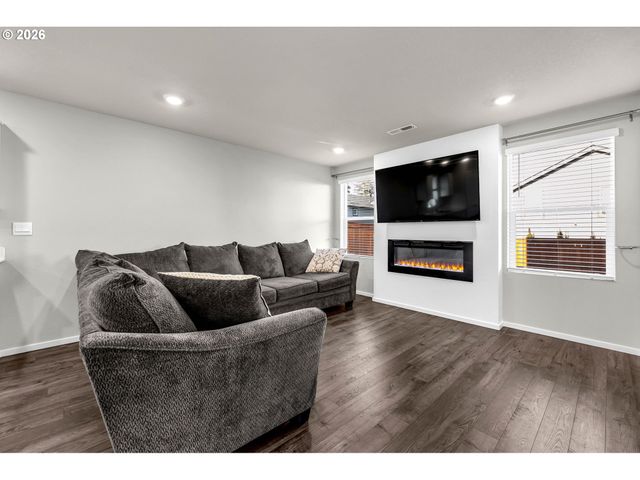 2936 N 3RD Way, Ridgefield, WA 98642