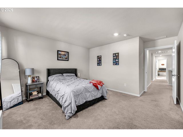 2936 N 3RD Way, Ridgefield, WA 98642