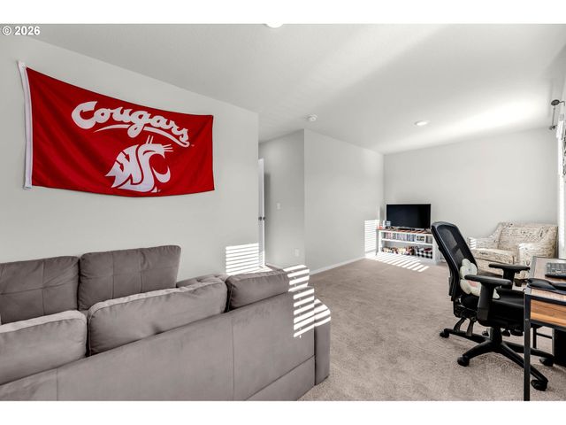 2936 N 3RD Way, Ridgefield, WA 98642