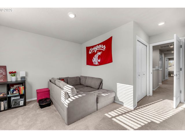 2936 N 3RD Way, Ridgefield, WA 98642