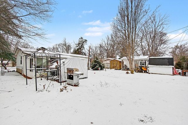 134 Walter Lane, Waco, KY 40385