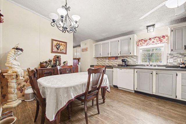 134 Walter Lane, Waco, KY 40385