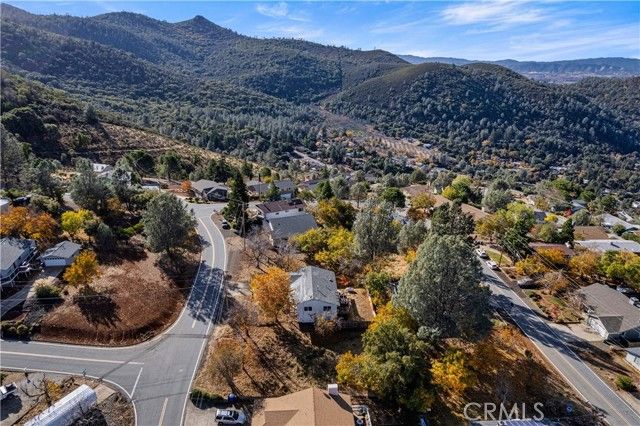 3235 Marina View Drive, Kelseyville, CA 95451