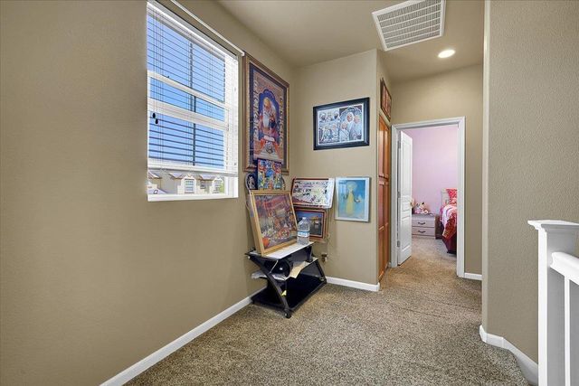 1690 Barrington Dr, Yuba City, CA 95993