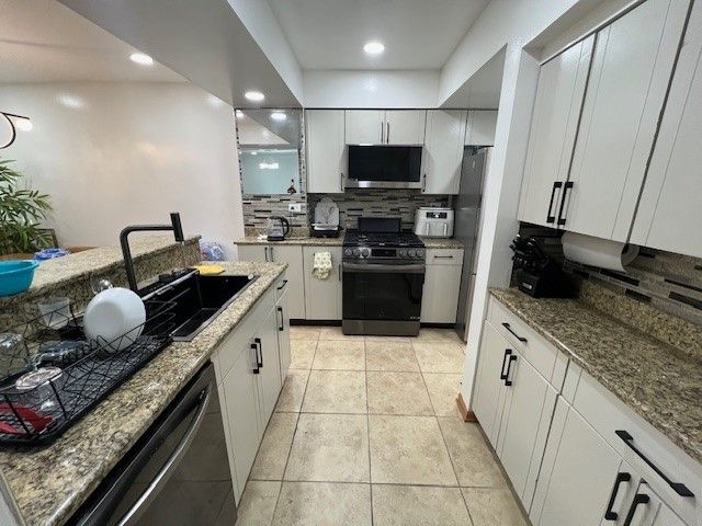 468 Harmony Drive, Wheeling, IL 60090