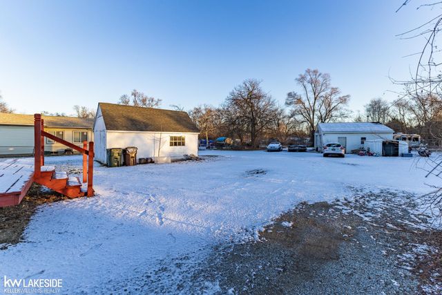 8152 Millis Street, Shelby Twp, MI 48317