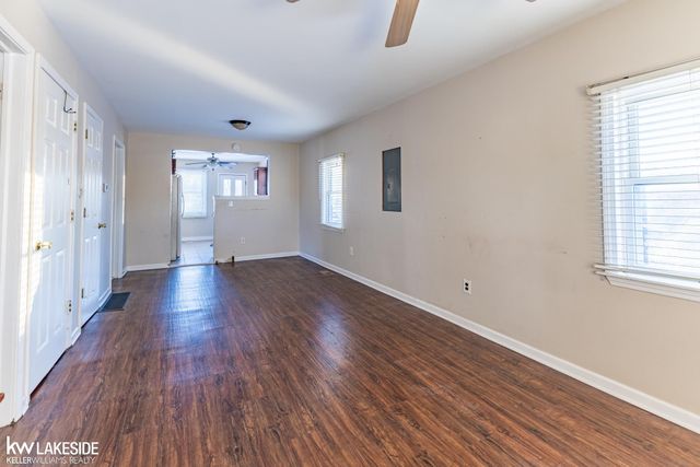 8152 Millis Street, Shelby Twp, MI 48317