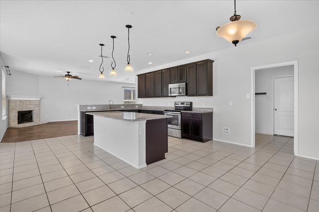 3513 Seaside Drive, Denton, TX 76208