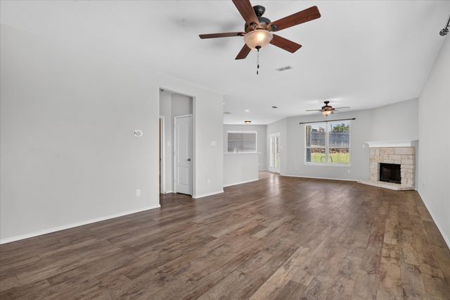 3513 Seaside Drive, Denton, TX 76208