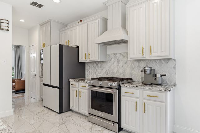617 Claremont Court, Coppell, TX 75019