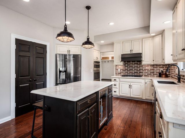 261 Cavenaugh Court, Powell, OH 43065
