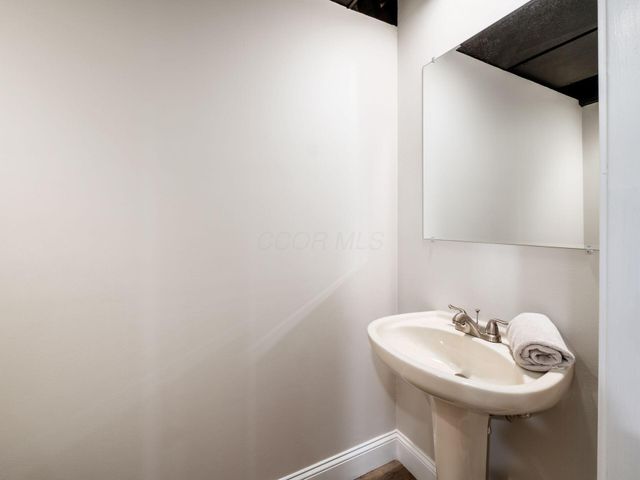 261 Cavenaugh Court, Powell, OH 43065