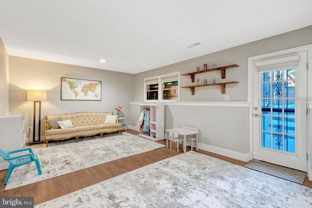 6502 MILVA LN, Springfield, VA 22150